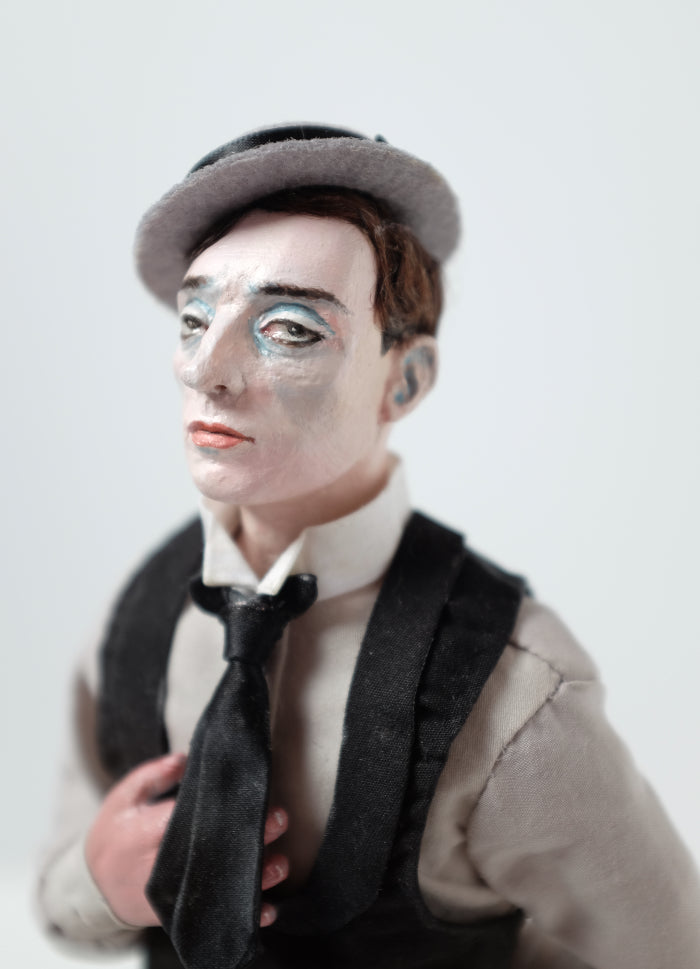 Shorts Era Buster - Romantic