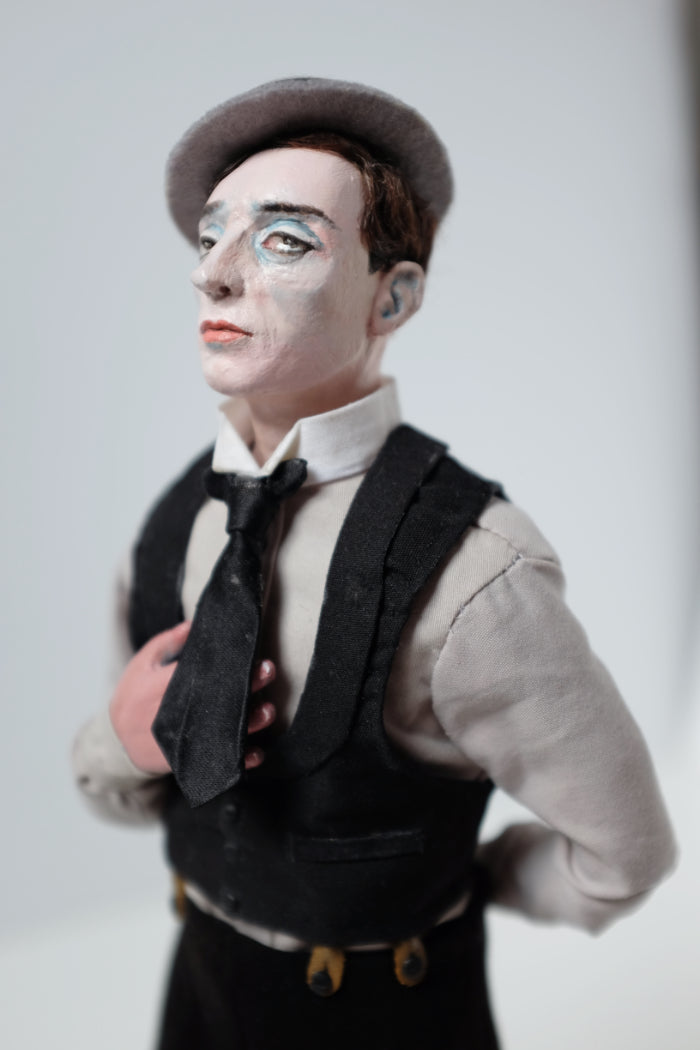 Shorts Era Buster - Romantic