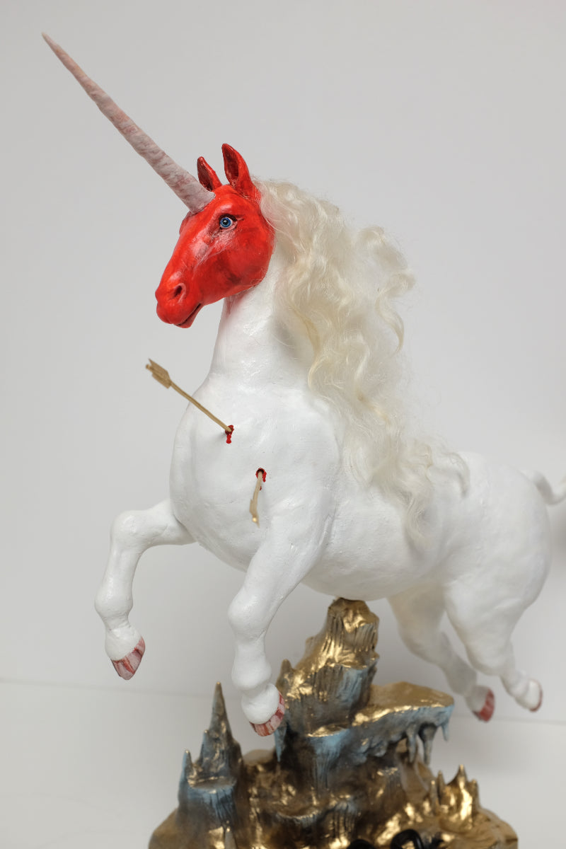 Unicorn and maiden