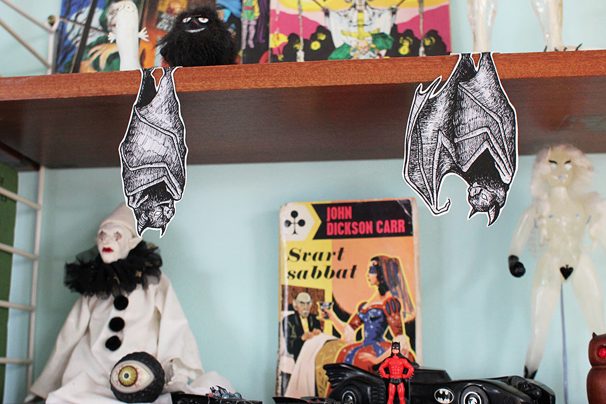 Shelf Bats