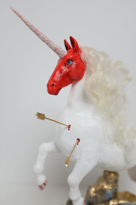 Unicorn and maiden
