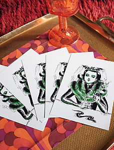 Lady with Pipe and Snake - Set of 5 postcards